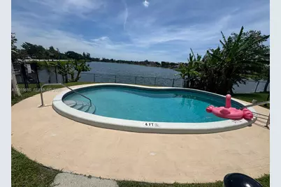 4122 SW 61st Ave #8, Davie, FL 33314 - Photo 14