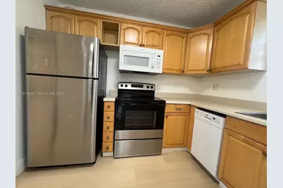 4122 SW 61st Ave #8, Davie, FL 33314 - Photo 4