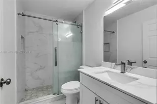 645 NW 15th Ave, Fort Lauderdale, FL 33311 - Photo 16