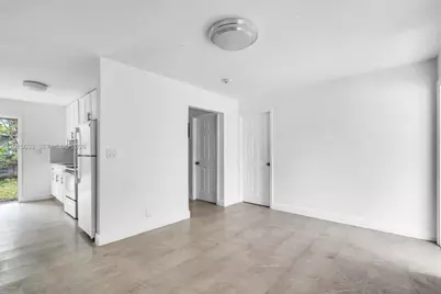 645 NW 15th Ave #1, Fort Lauderdale, FL 33311 - Photo 6