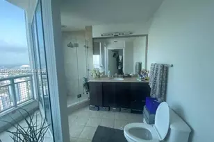 60 SW 13th St, Miami, FL 33130 - Photo 8