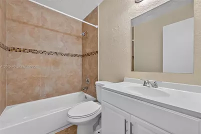 1101 W Prospect Rd #4, Fort Lauderdale, FL 33309 - Photo 16