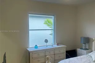 18571 SW 44th St, Miramar, FL 33029 - Photo 24