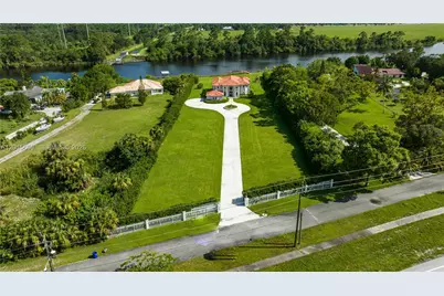 6152 SW Banks St, Palm City, FL 34990 - Photo 1