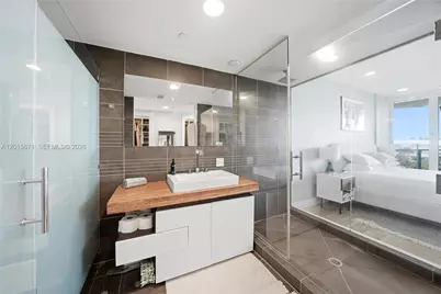 2155 Washington Ct #507, Miami Beach, FL 33139 - Photo 22