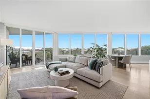 2155 Washington Ct, Miami Beach, FL 33139 - Photo 4