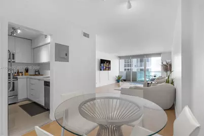 1200 West Ave #420, Miami Beach, FL 33139 - Photo 2