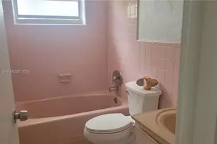 720 NW 27th Ct, Miami, FL 33125 - Photo 14