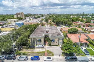 720 NW 27th Ct, Miami, FL 33125 - Photo 4