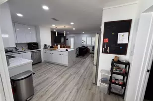 310 NE 12th Ave, Pompano Beach, FL 33060 - Photo 38