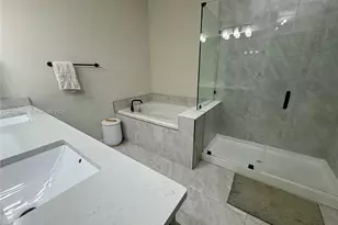 2162 Appleton Cir N, Oakland Park, FL 33309 - Photo 24