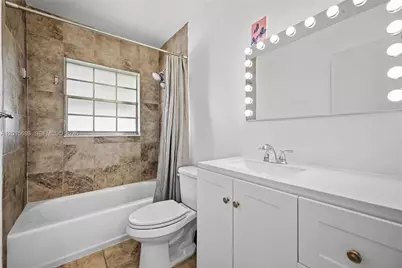 8972 SW 8th St, Boca Raton, FL 33433 - Photo 14