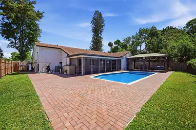 8972 SW 8th St, Boca Raton, FL 33433 - Photo 28