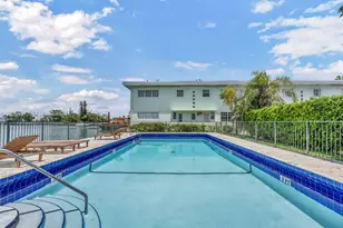 8550 Byron Ave, Miami Beach, FL 33141 - Photo 14