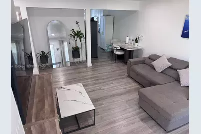 8550 Byron Ave #2G, Miami Beach, FL 33141 - Photo 2