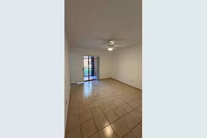 6385 W 27th Ave #11-3, Hialeah, FL 33016 - Photo 10