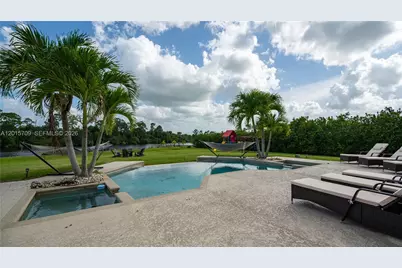 6152 SW Banks St, Palm City, FL 34990 - Photo 14