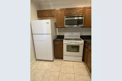 4291 NW 9th Ave #202, Deerfield Beach, FL 33064 - Photo 8