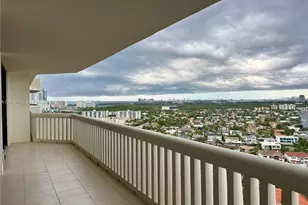 1000 Island Blvd, Aventura, FL 33160 - Photo 20