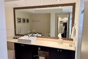 1000 Island Blvd, Aventura, FL 33160 - Photo 16