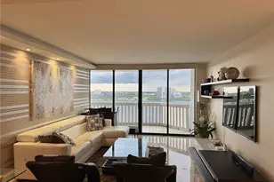 1000 Island Blvd, Aventura, FL 33160 - Photo 1