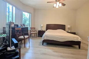 16101 Emerald Estates Dr, Weston, FL 33331 - Photo 10