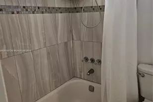 6150 NW 62nd St, Tamarac, FL 33319 - Photo 12