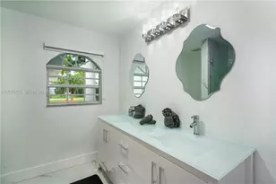 11066 N 46th Pl N, West Palm Beach, FL 33411 - Photo 14