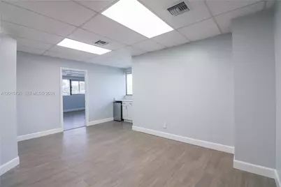 501 Golden Isles Dr #206C, Hallandale Beach, FL 33009 - Photo 2