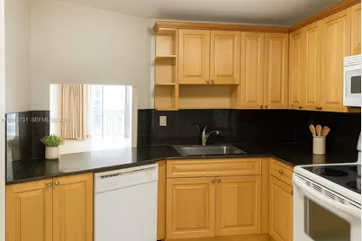 1750 NE 191st St #816-3, Miami, FL 33179 - Photo 4