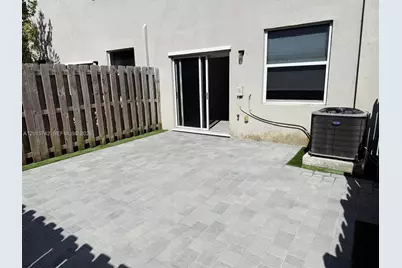 1884 SE 27th Rd #1884, Homestead, FL 33035 - Photo 14