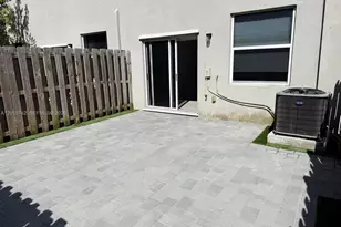 1884 SE 27th Rd, Homestead, FL 33035 - Photo 14