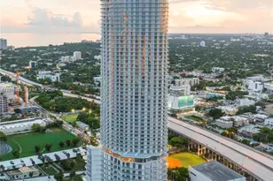 275 SW 6th St, Miami, FL 33130 - Photo 28