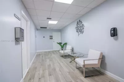 501 Golden Isles Dr #206D, Hallandale Beach, FL 33009 - Photo 6