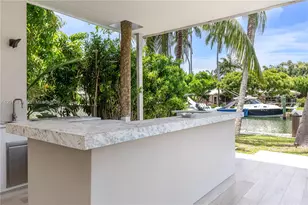 1141 NE 90th St, Miami, FL 33138 - Photo 26