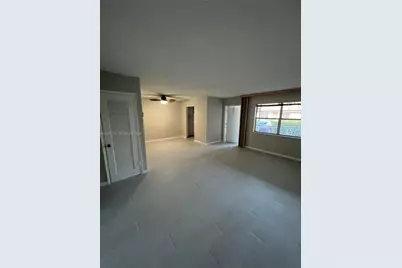 501 Blue Heron Dr #112-A, Hallandale Beach, FL 33009 - Photo 8
