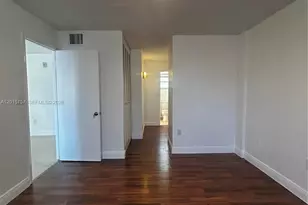 3849 NE 169th St, North Miami Beach, FL 33160 - Photo 20