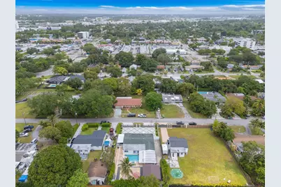 46 NE 164th St, Miami, FL 33162 - Photo 54