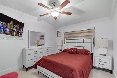 46 NE 164th St, Miami, FL 33162 - Photo 26