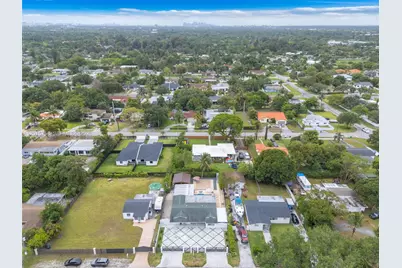 46 NE 164th St, Miami, FL 33162 - Photo 48