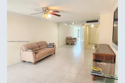 3375 N Country Club Dr #203, Aventura, FL 33180 - Photo 8