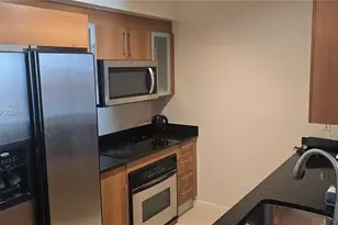 325 S Biscayne Blvd, Miami, FL 33131 - Photo 6