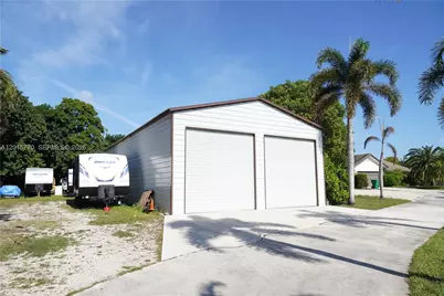 18901 SW 50th St, Southwest Ranches, FL 33332 - Photo 46