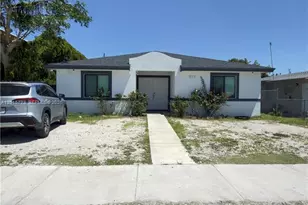 829 SW 5th St, Homestead, FL 33030 - Photo 1