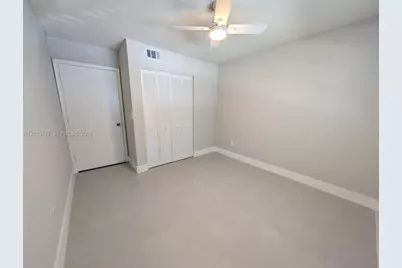 3680 N 56th Ave #805, Hollywood, FL 33021 - Photo 10