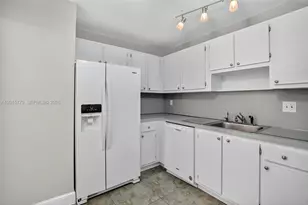 3050 NE 16th Ave, Oakland Park, FL 33334 - Photo 28