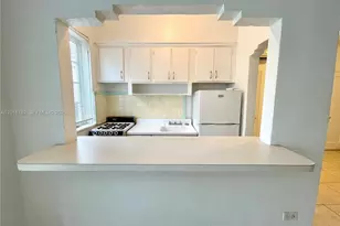 901 Collins Ave, Miami Beach, FL 33139 - Photo 4