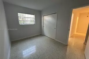 675 SW 7th Ave, Miami, FL 33130 - Photo 8