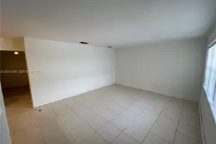 13700 NE 6th Ave, North Miami, FL 33161 - Photo 8