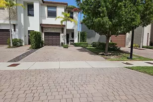 25111 SW 108th Ave, Homestead, FL 33032 - Photo 2